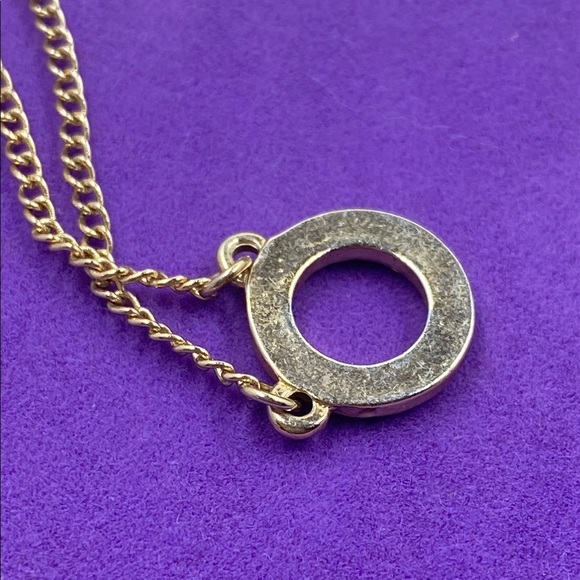 💛 Guess Gold Necklace with Crystal Pendant - Picture 3 of 6